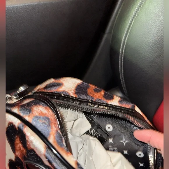 Paris Hilton Black and Brown Leopard Crossbody Bag - Picture 3 of 5